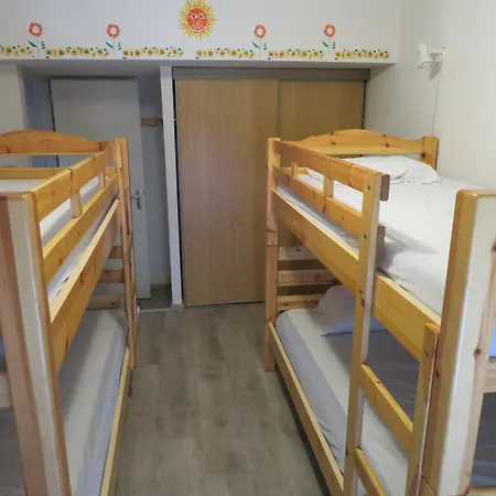 6 Personnes, 2ch, Parking, Centre-ville *